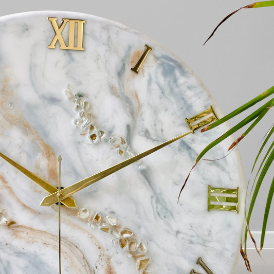 Beige Silent Clock 17.5 Inches