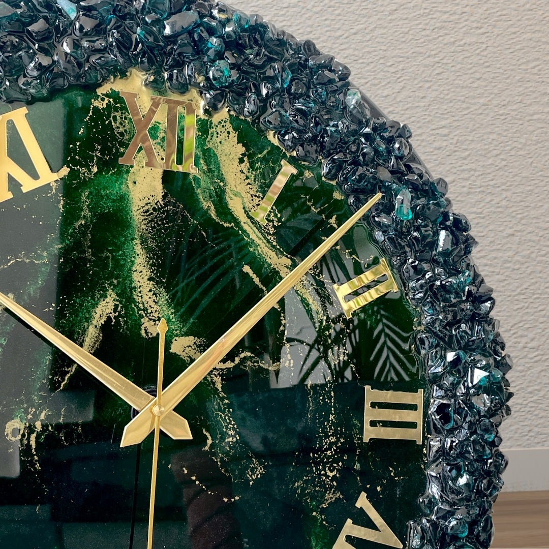 Dark green Silent Clock 17.5 Inches