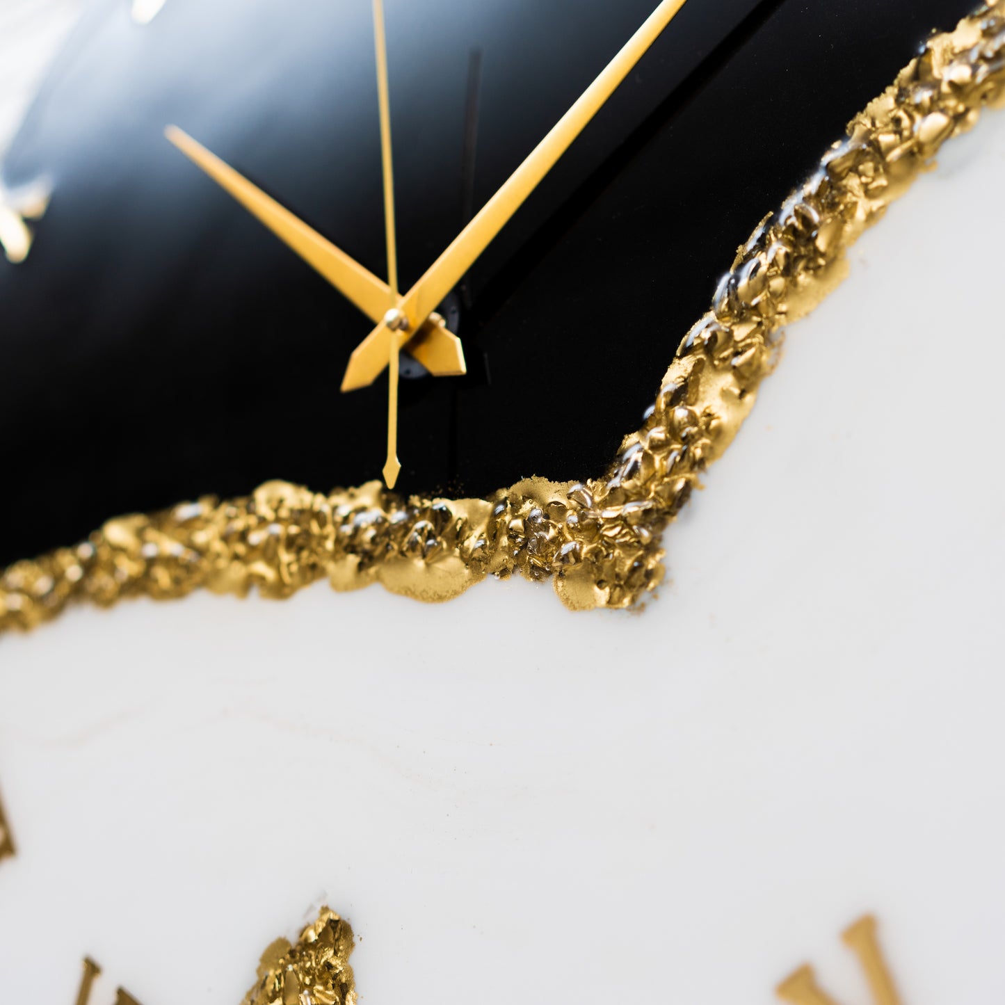 Black Peak Handmade Resin Clock 17.5 Inches