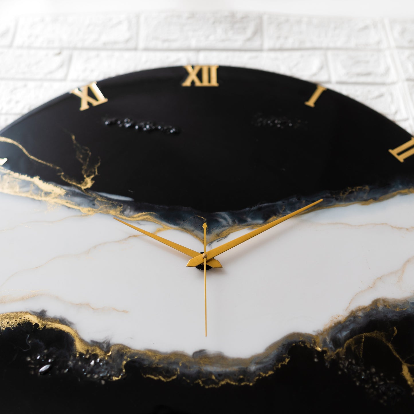 Harmony Resin Clock 17.5 Inches