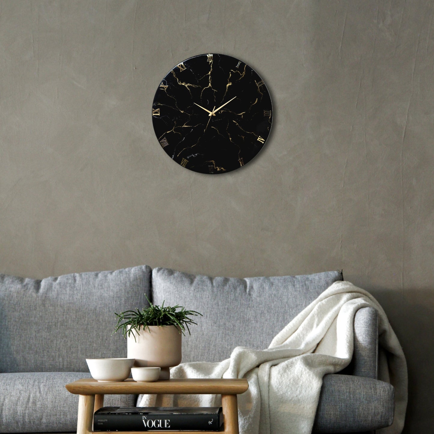 Black Lightning Silent Clock 17.5 inches