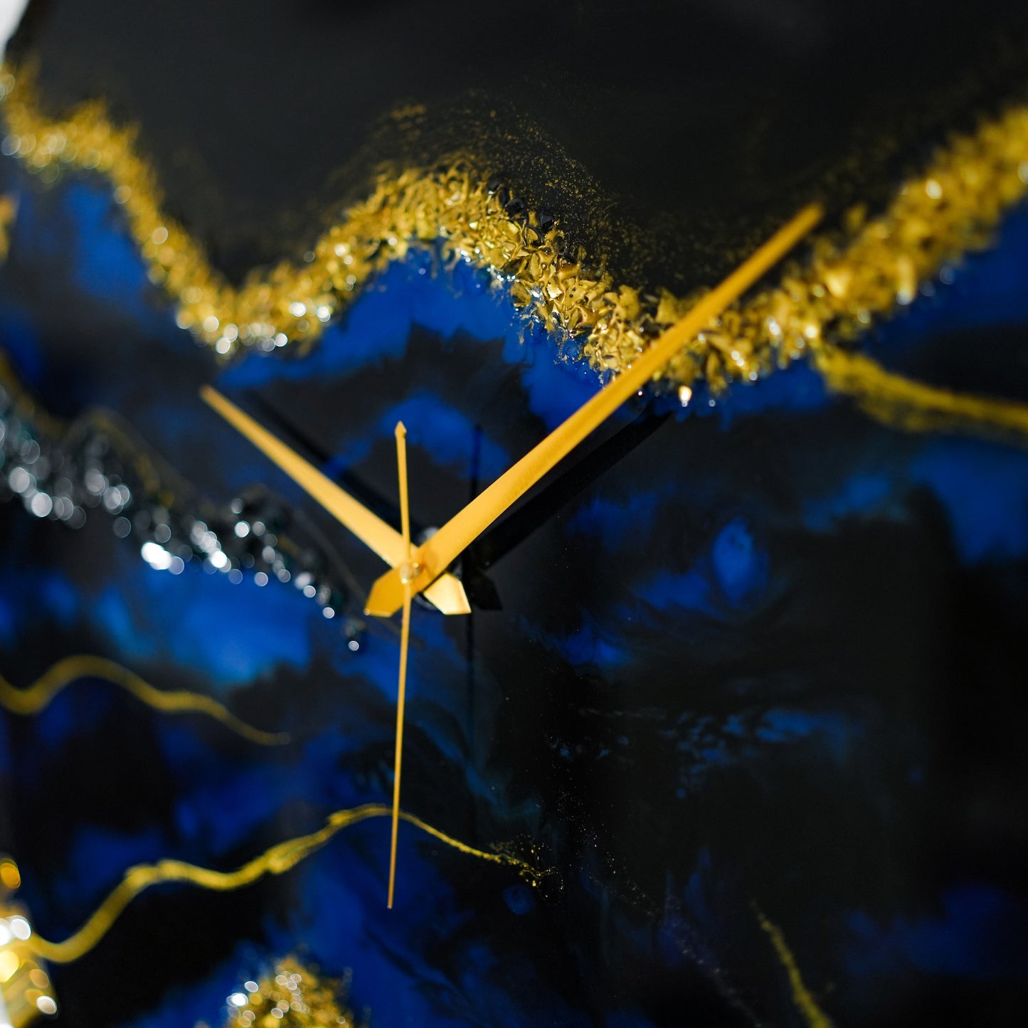 Blue Stunner Silent Wall Clock 27 Inches