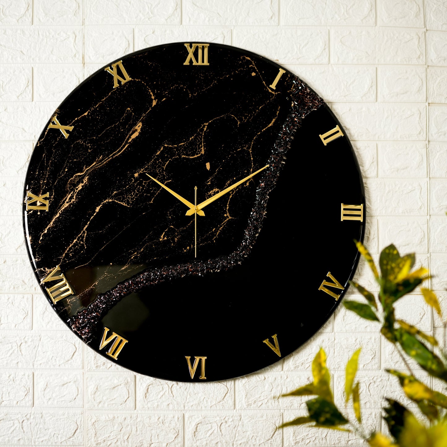 Black Stunner Silent Wall Clock 27 Inches