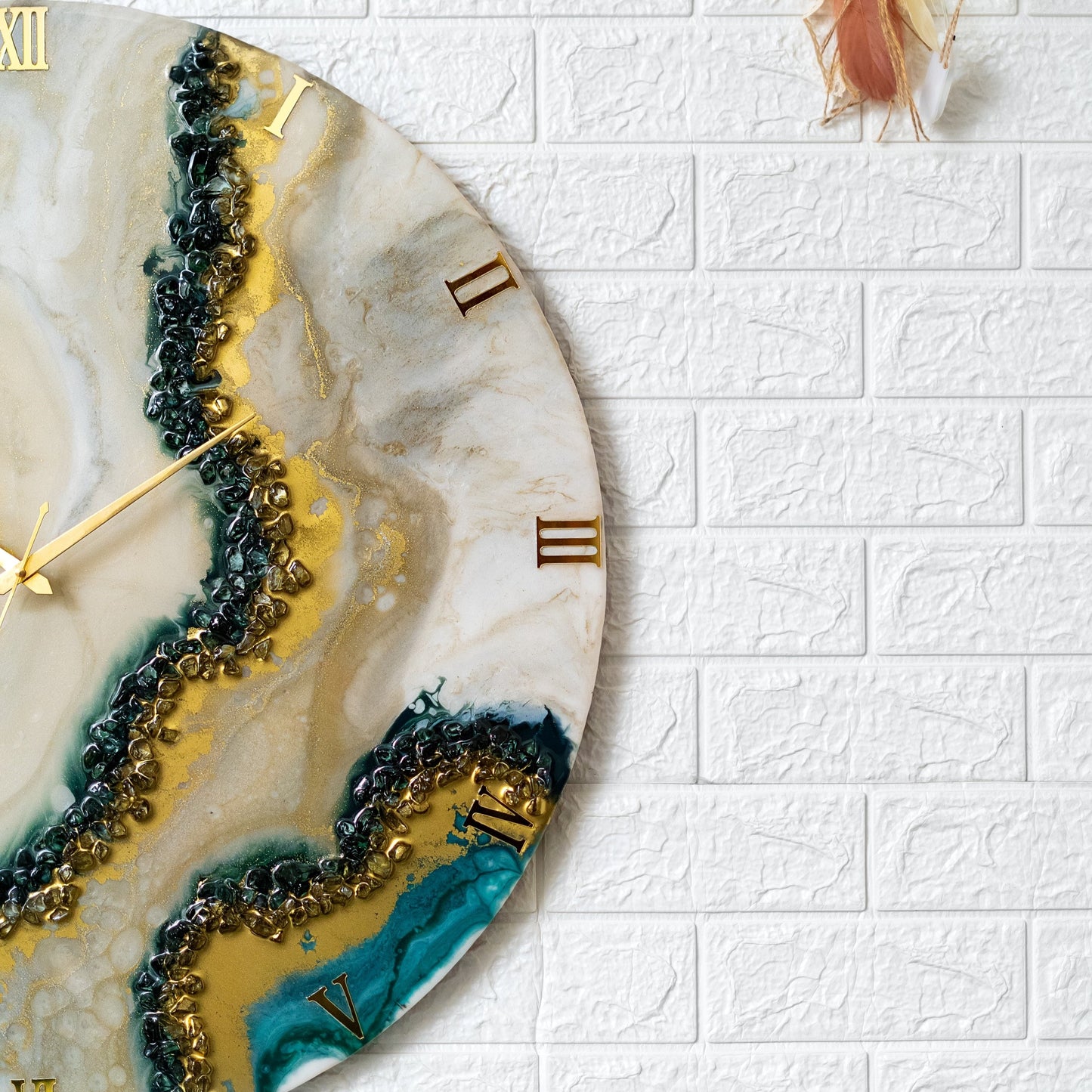 Curvy Green Shiny Marble Finish wall Clock 27 Inches