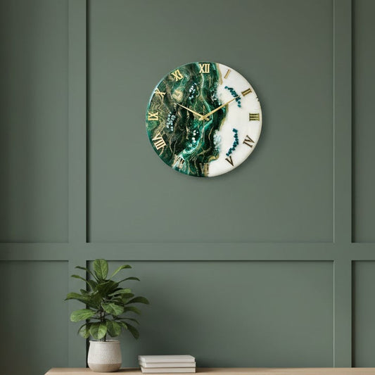 Green Neptune Silent Clock 17.5 Inches