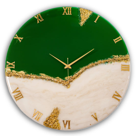 Green Peak Medium Size Silent Clock 17.5 Inches