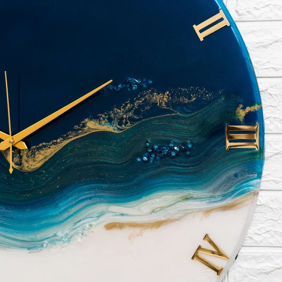 Silent Thunder clock 17.5 inches