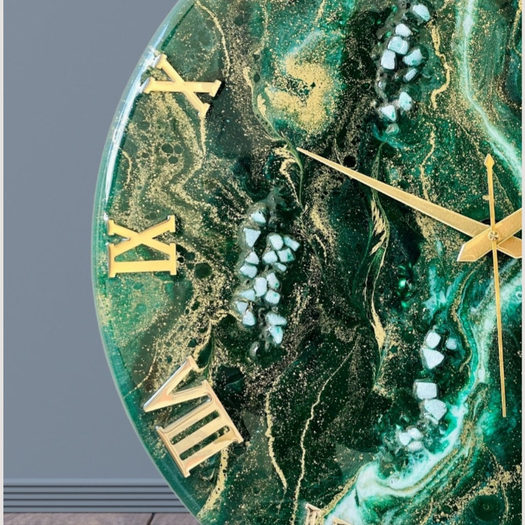 Green Neptune Silent Clock 17.5 Inches