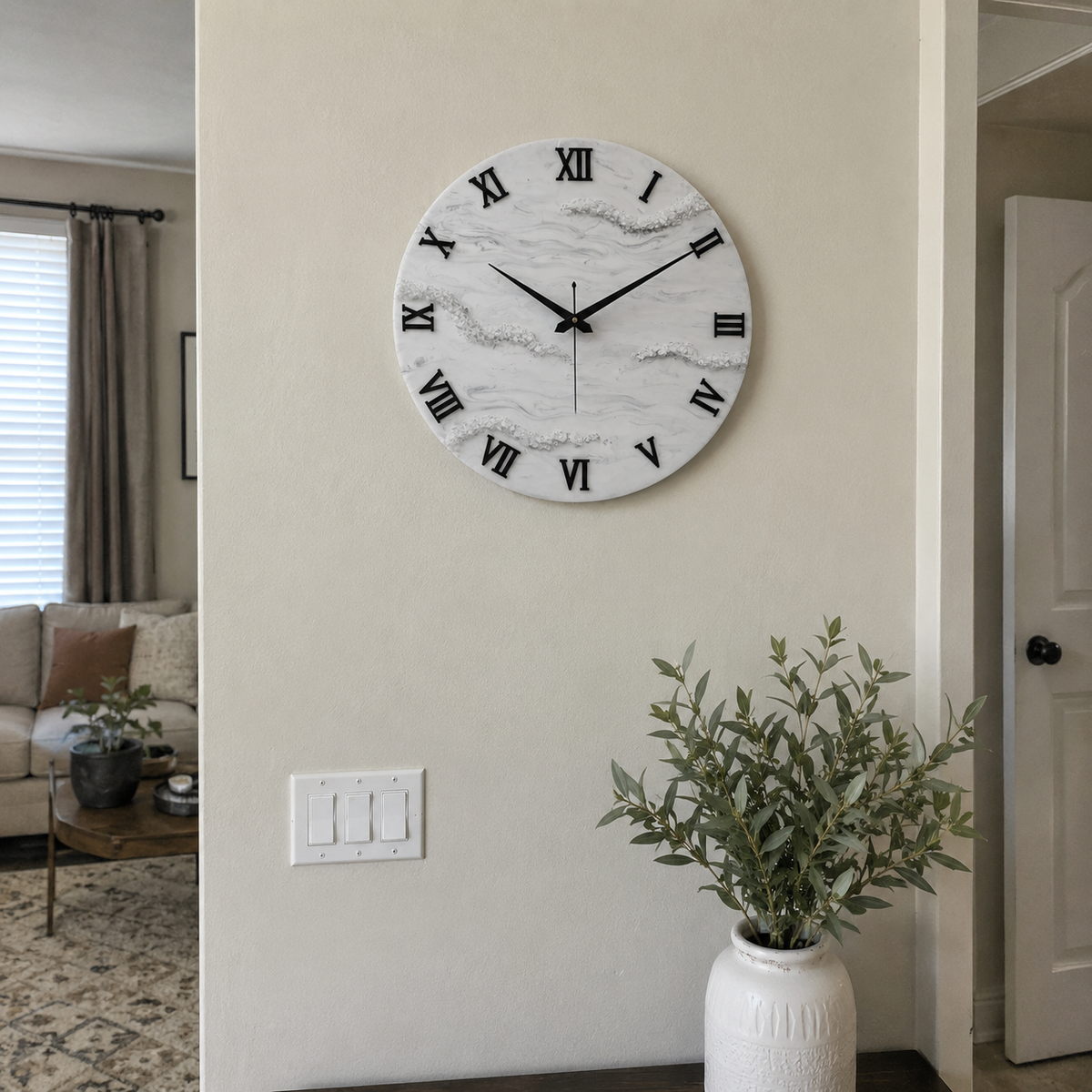 Silver Desert Medium Size Silent Clock 17.5 Inches