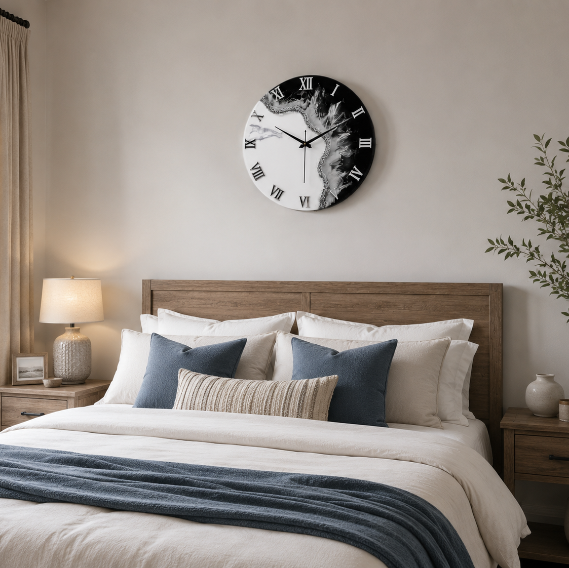 Smoke Silent Clock 17.5 inches