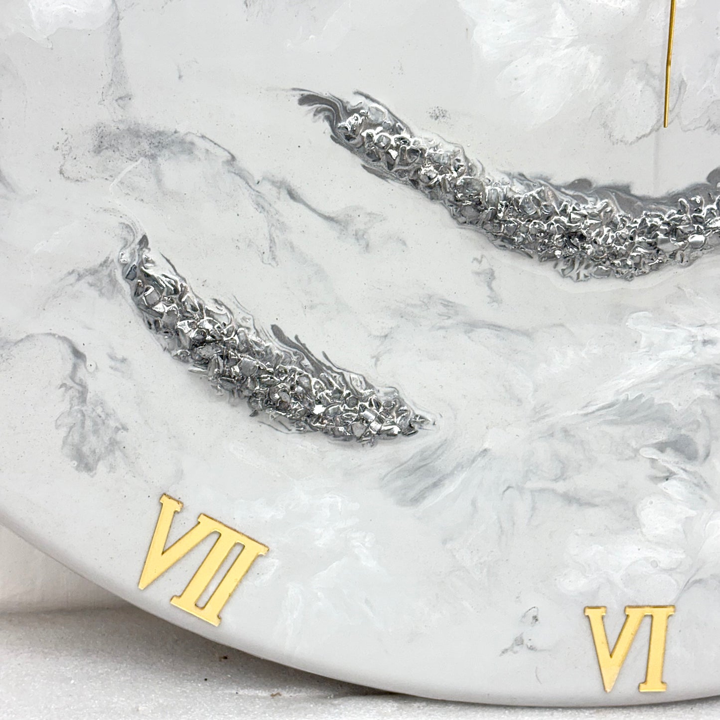 Silver Frost Clock 27 inches