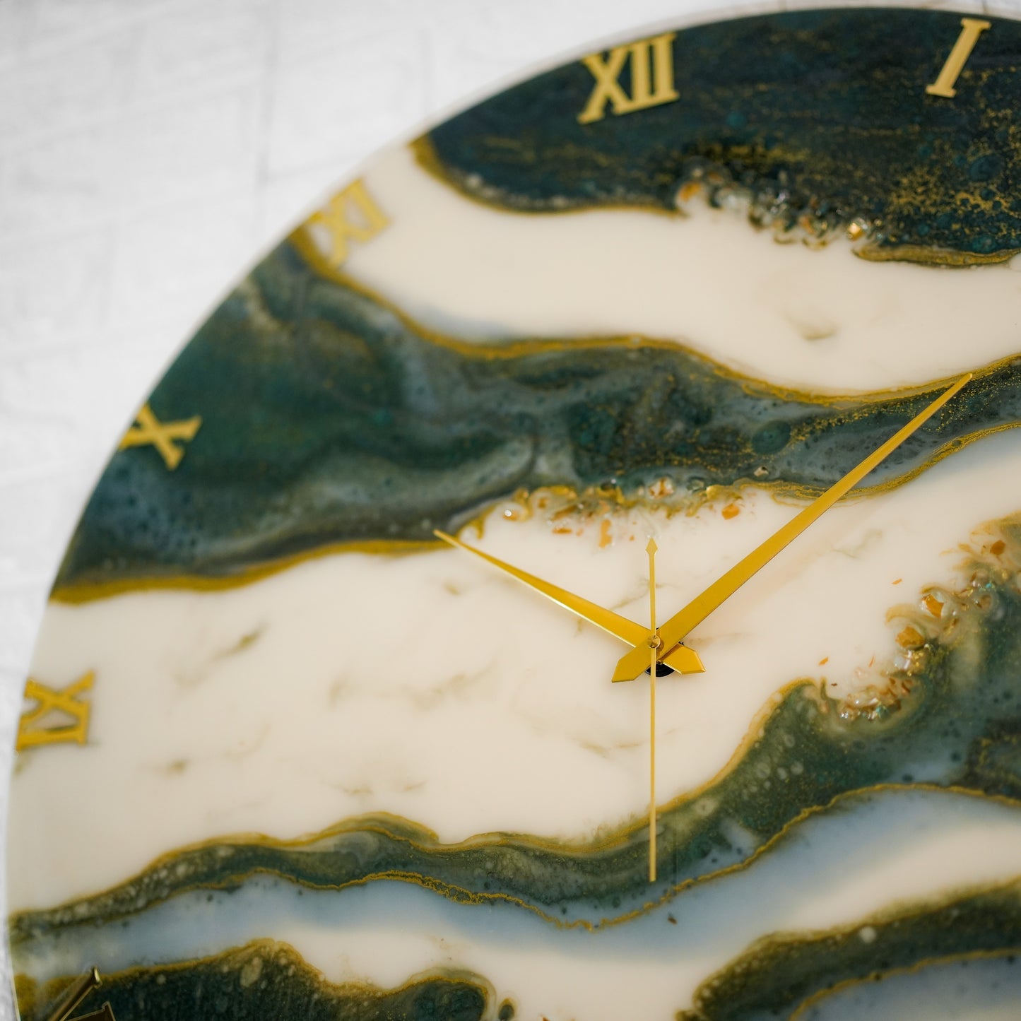 Olive Medium Size Silent Clock 17.5 Inches