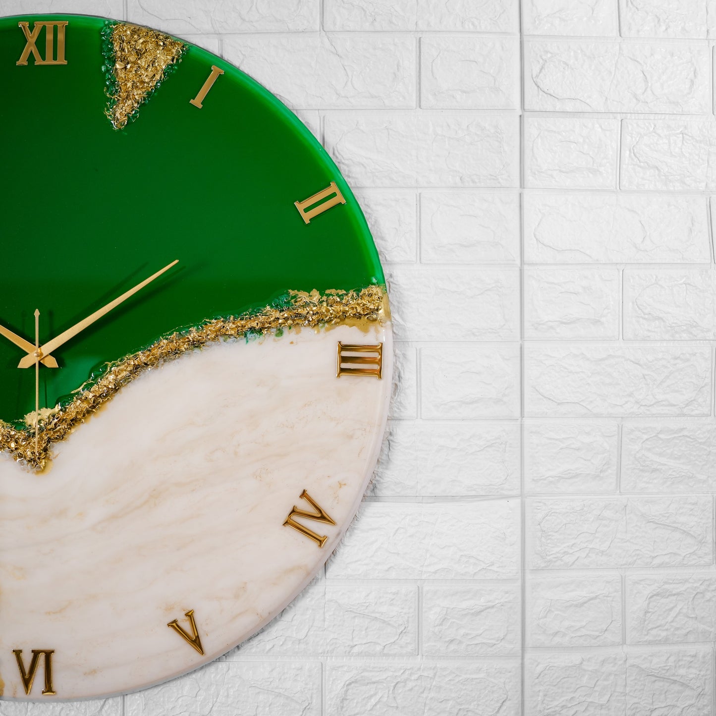 Green Peak Silent Wall Clock 27 Inches
