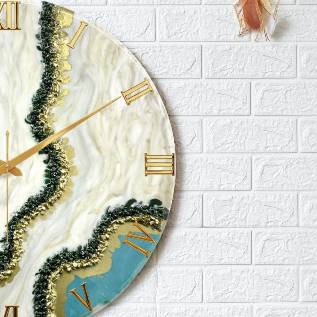 Curvy Green Shiny Marble Finish Clock Regular Size 17.5 Inches