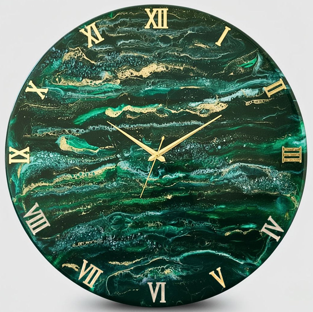 Green Desert Silent Clock 17.5 inches