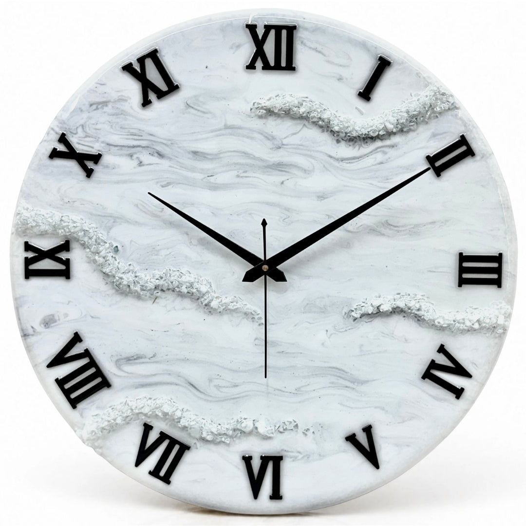 Silver Desert Medium Size Silent Clock 17.5 Inches