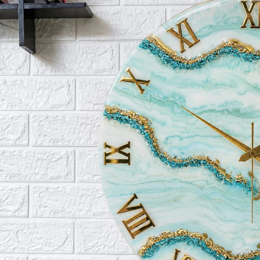 Oasis Clock Regular Size 17.5 Inches