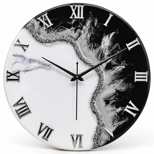 Smoke Silent Clock 17.5 inches