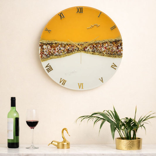 The Crown silent clock 17.5 inches