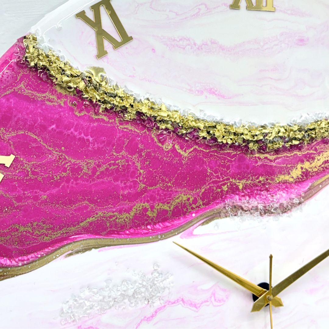 The Duchess Silent Clock 17.5 inches