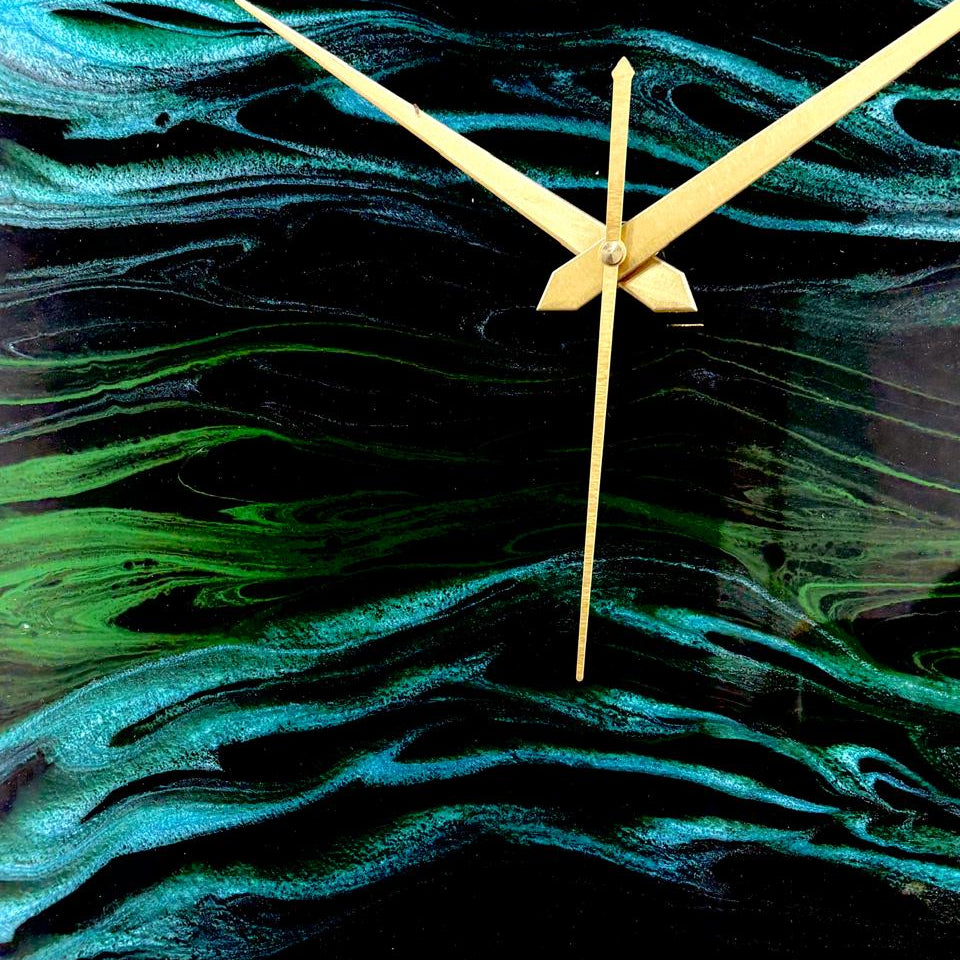 Lush Forest Silent Clock 27 Inches